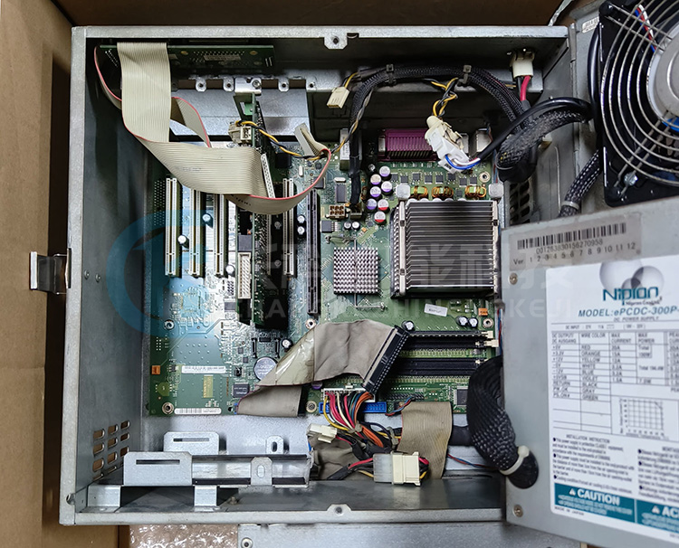 庫(kù)卡機(jī)器人KR C2主機(jī)箱00-180-791